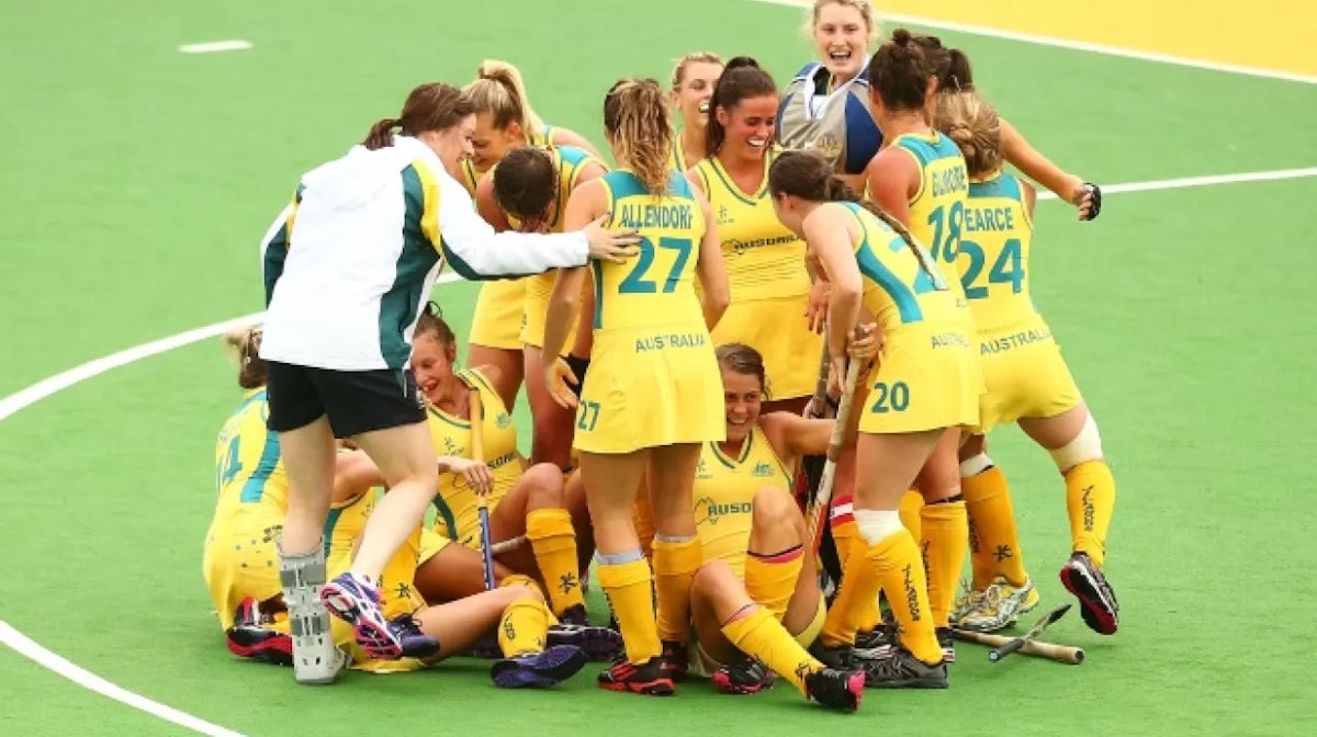 Aussie girls win golden thriller
