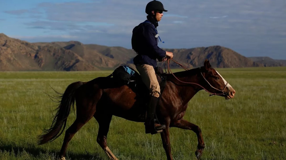 Fernon wins the world’s longest and toughest horse race in record time