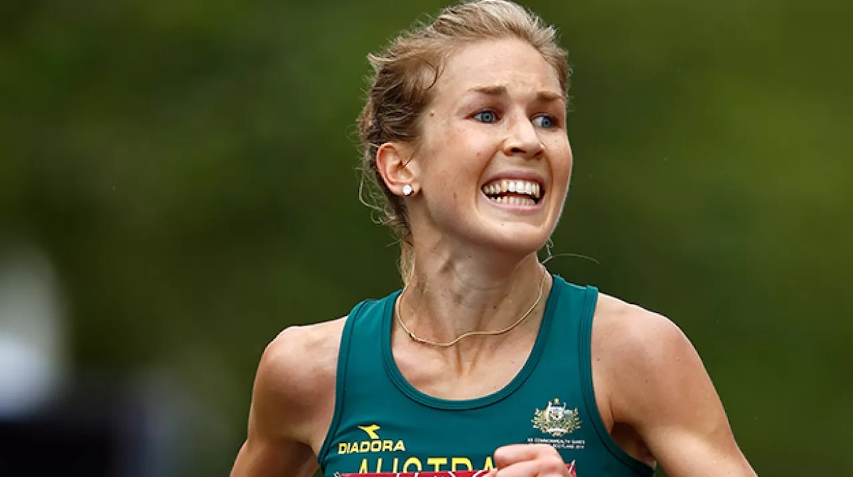 Trengove wins Melbourne Marathon